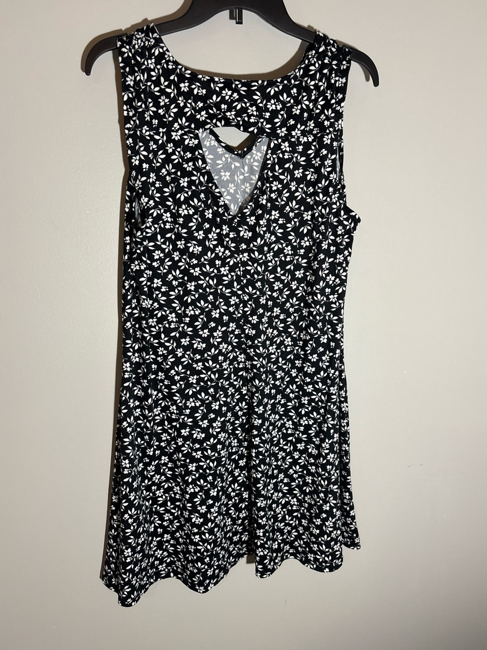 Fortune + Ivy XL Black White Floral Sleeveless Swing Dress Cutout